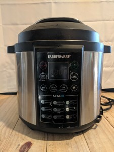Farberware WM-CS6004W 7-in-1 6 Quart Digital Pressure Cooker - Silver