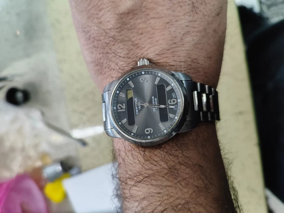 Reloj Certina DS Podium Titanio Dos Temporizadores 193.7129.12.66 Trabajo LCD Sangrado Foto 4 de 4