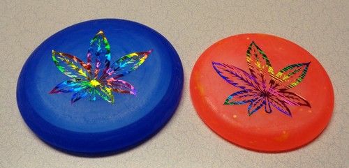 Neues Disc Golf Zing Mini Stash Set. 3,7" Microfoil. 4,3" Cozmo