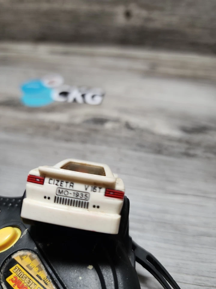 Coche deportivo italiano Darda Motor 1/60 Cizeta-Moroder V16T blanco tirador trasero corredor Foto 4 de 4