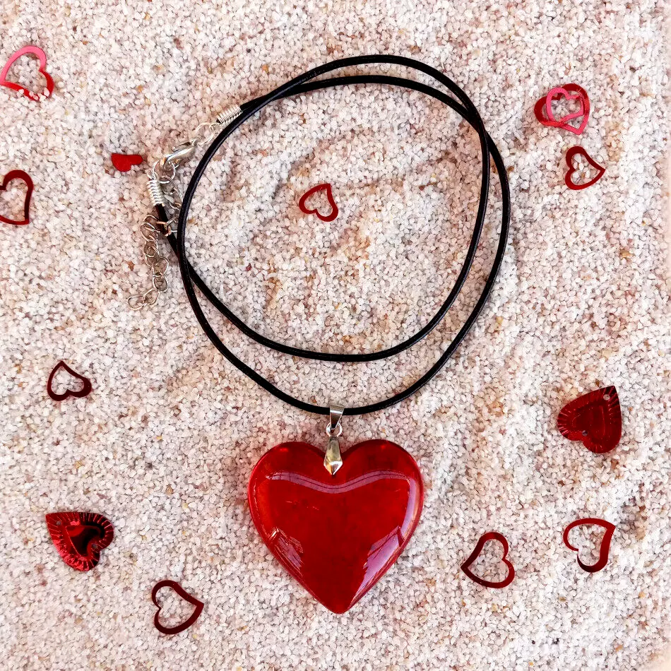 Leather online heart necklace