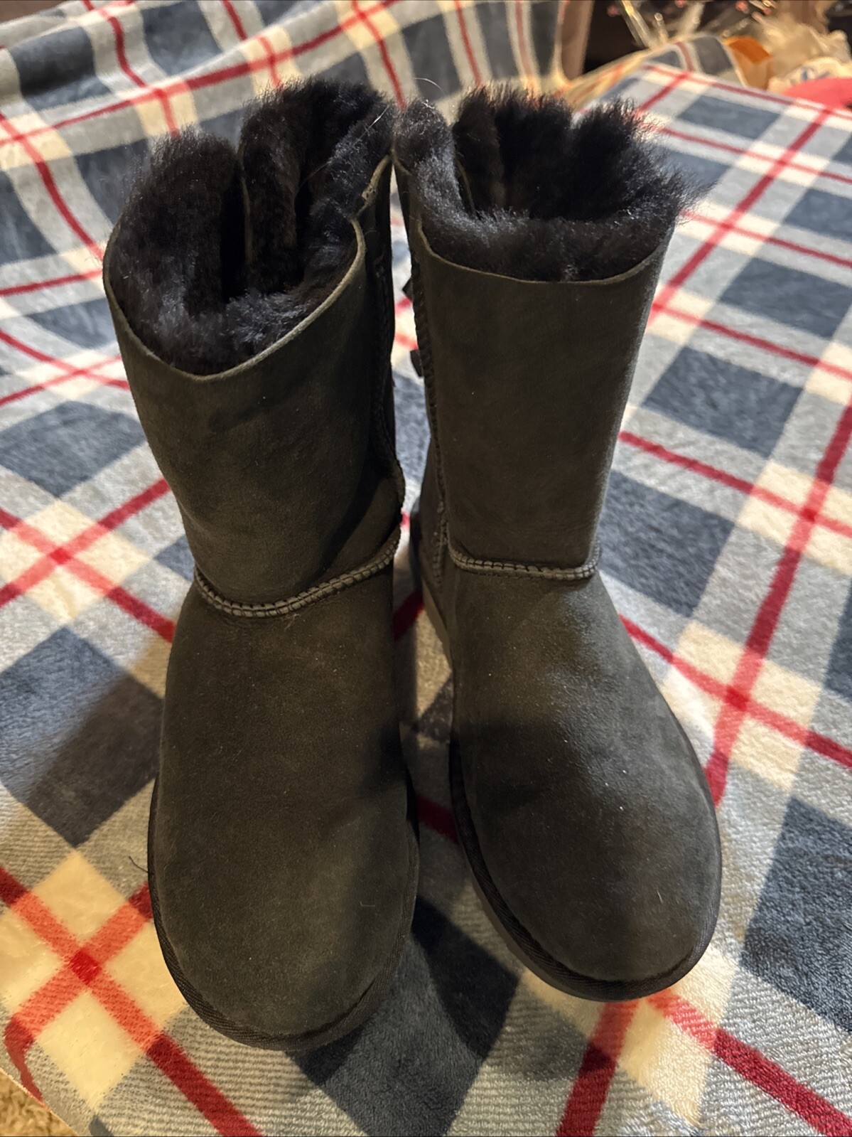 UGG Bailey Bow - image 1