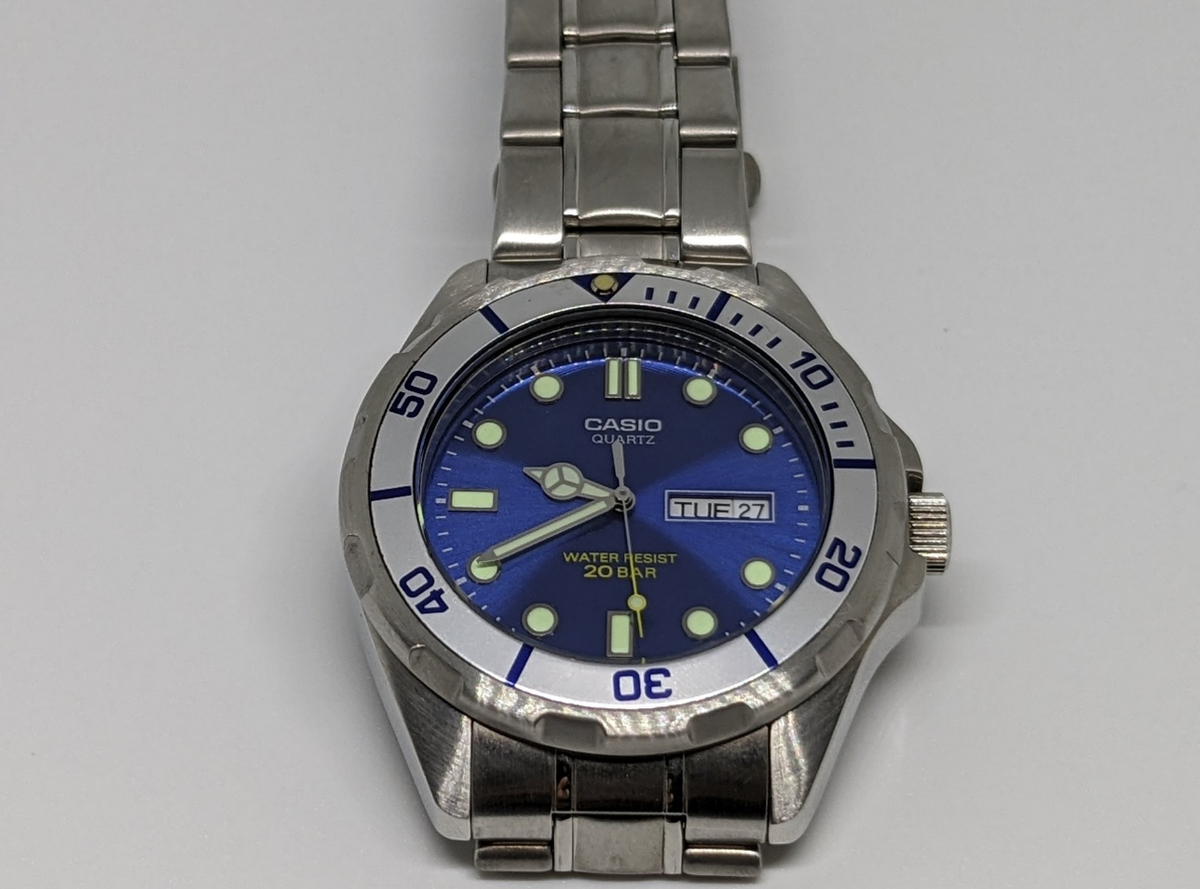 Casio Divers EF-200 Stainless Steel Quartz 20Bar Blue dial | eBay
