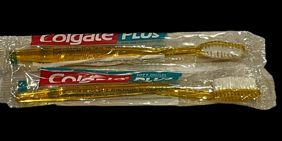 Vtg 2 Colgate Plus Toothbrush Diamond Full Head Soft Bristle Yellow - Image 2 of 4