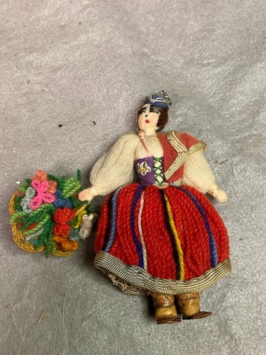 VINTAGE 5 1/2 ZOLL 100 % WOLLE GARN PUPPE HERGESTELLT IN PORTUGAL