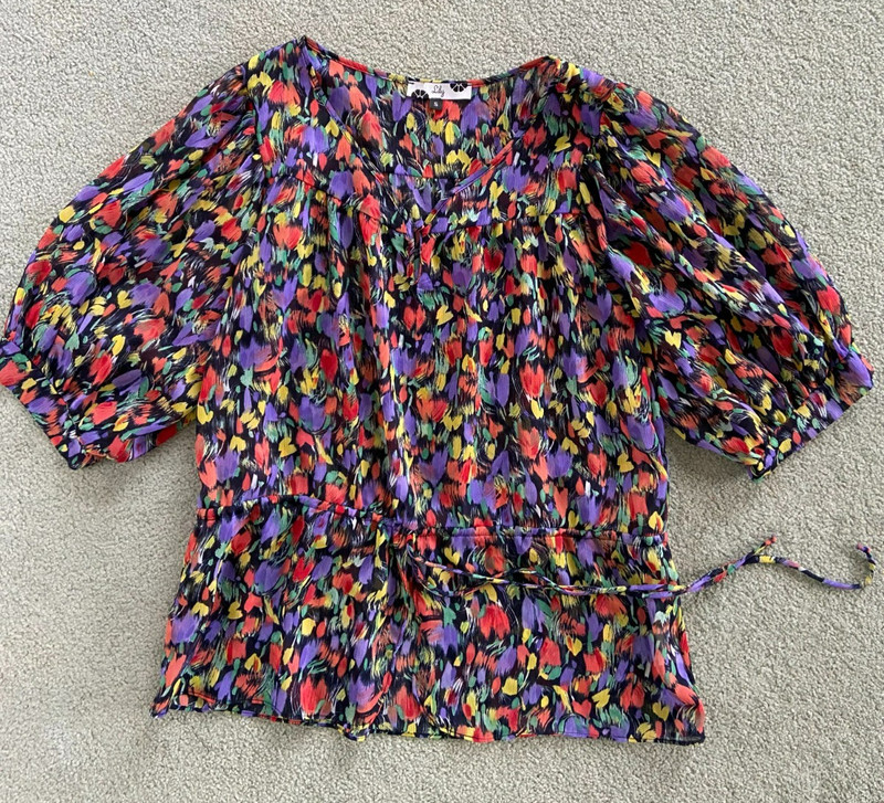 Floral Print Sheer Women's Size Small Tie at Waist Short Sleeve Blouse