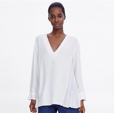 NWT Zara White V-Neck Long Sleeve Pleated Chiffon Polyester Blouse Top XS