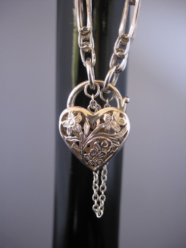 925 Sterling Silver Bracelet Bangle With Floral Filigree Heart Padlock Hand Made - Picture 4 of 13