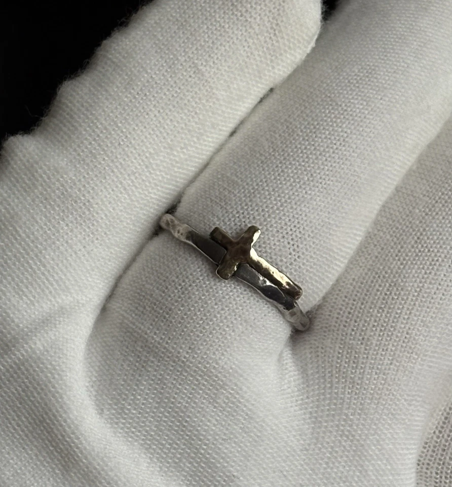 Retired Silpada Hammered Sterling & 9ct Gold Sideways Cross Ring Size 9 R1393 - Image 4 of 4