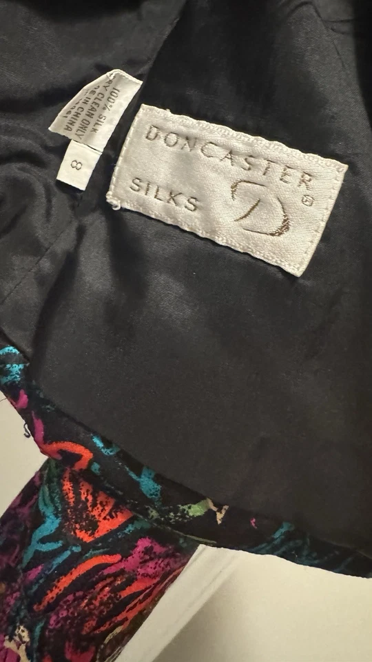 Vintage Doncaster 100%Silk Floral Quilted Bolero Jacket sz 8 - Image 2 of 4