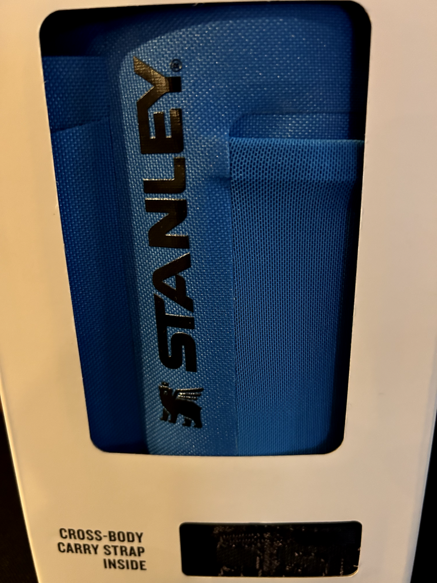 Stanley The All Day 40 Oz Quencher Carry All Azure Blue Hands Free