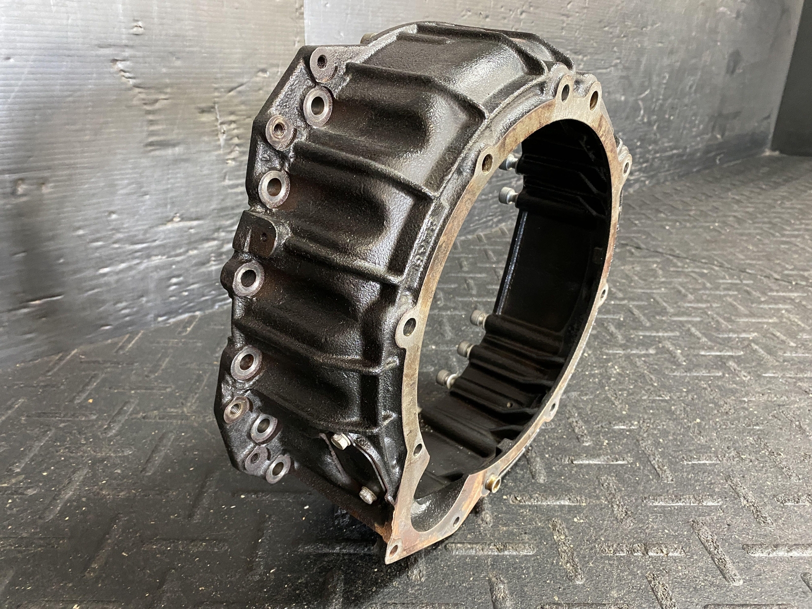 2009 MASERATI GRANTURISMO TRANSMISSION BELL HOUSING EXTENSION 223812
