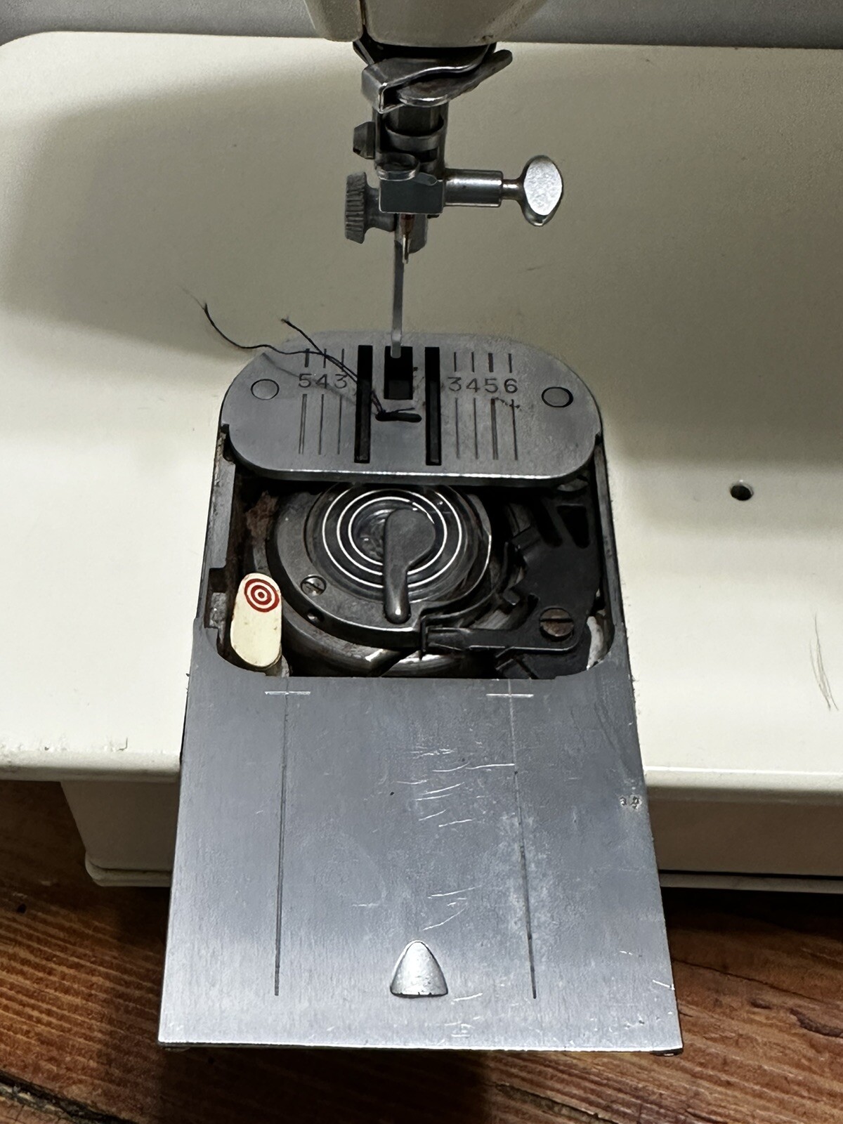 Vintage Singer Touch & Sew Deluxe Zig Zag Model 750 Sewing Machine Case