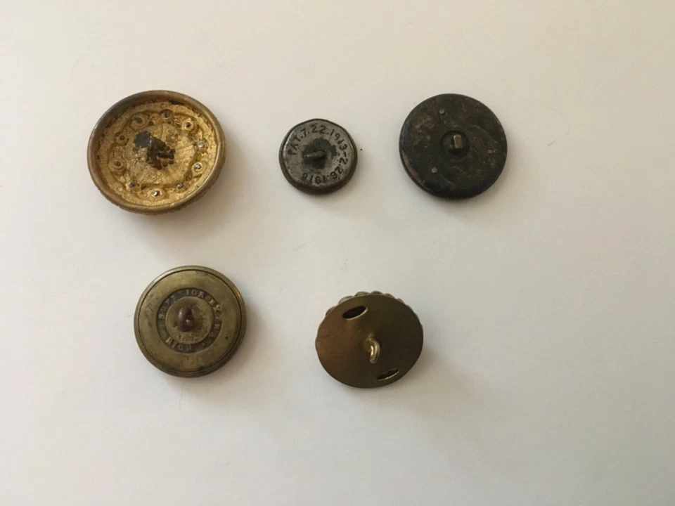 Fabulous Lot Of 5 Unusual & Rare French? Antique Buttons In Great Condition - Image 3 of 4