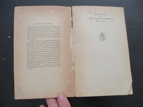 A tree grows in Brooklyn,Betty Smith, paperback, English edit., UK 1951. cs4845 - Picture 4 of 8