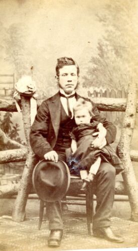 CDV Carte De Visite C Betts Leicester gentleman & child antique #51 - Picture 3 of 4