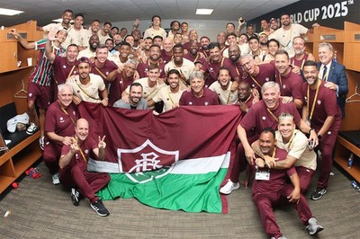Fluminense Team World Cup Match Win Celebration Soccer Fans - POSTER 20''x30''