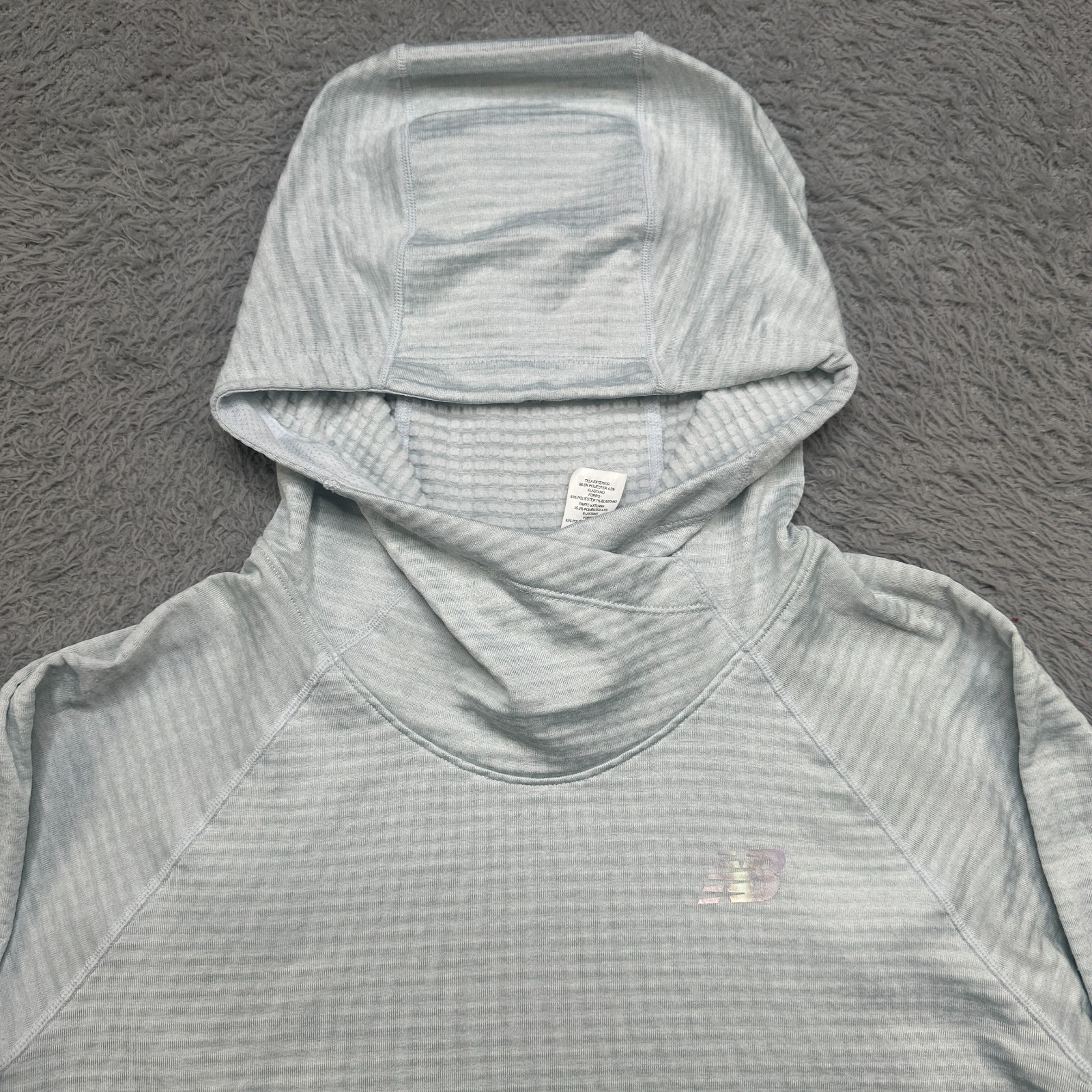 New Balance Hoodie Womens M Light Gray Grid Impact Run Running Sweater image 4