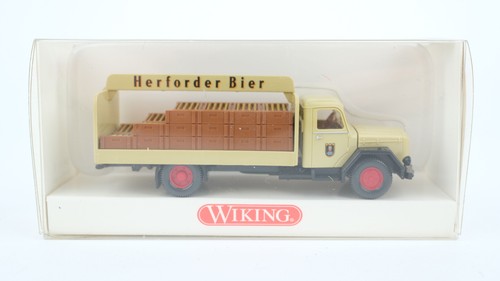 Wiking H0 8484038 vagón de bebidas (Magirus Mercur) "Herquire cerveza" | Zustand: Gebraucht