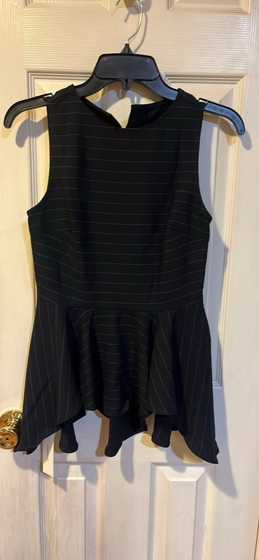 Commense XS Women’s Top Black White Striped Sleeveless