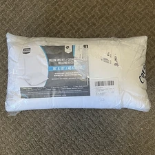 Utopia Bedding Pillow Insert Pack of 2 Square 18” X 18” Pillows Vacuum Sealed