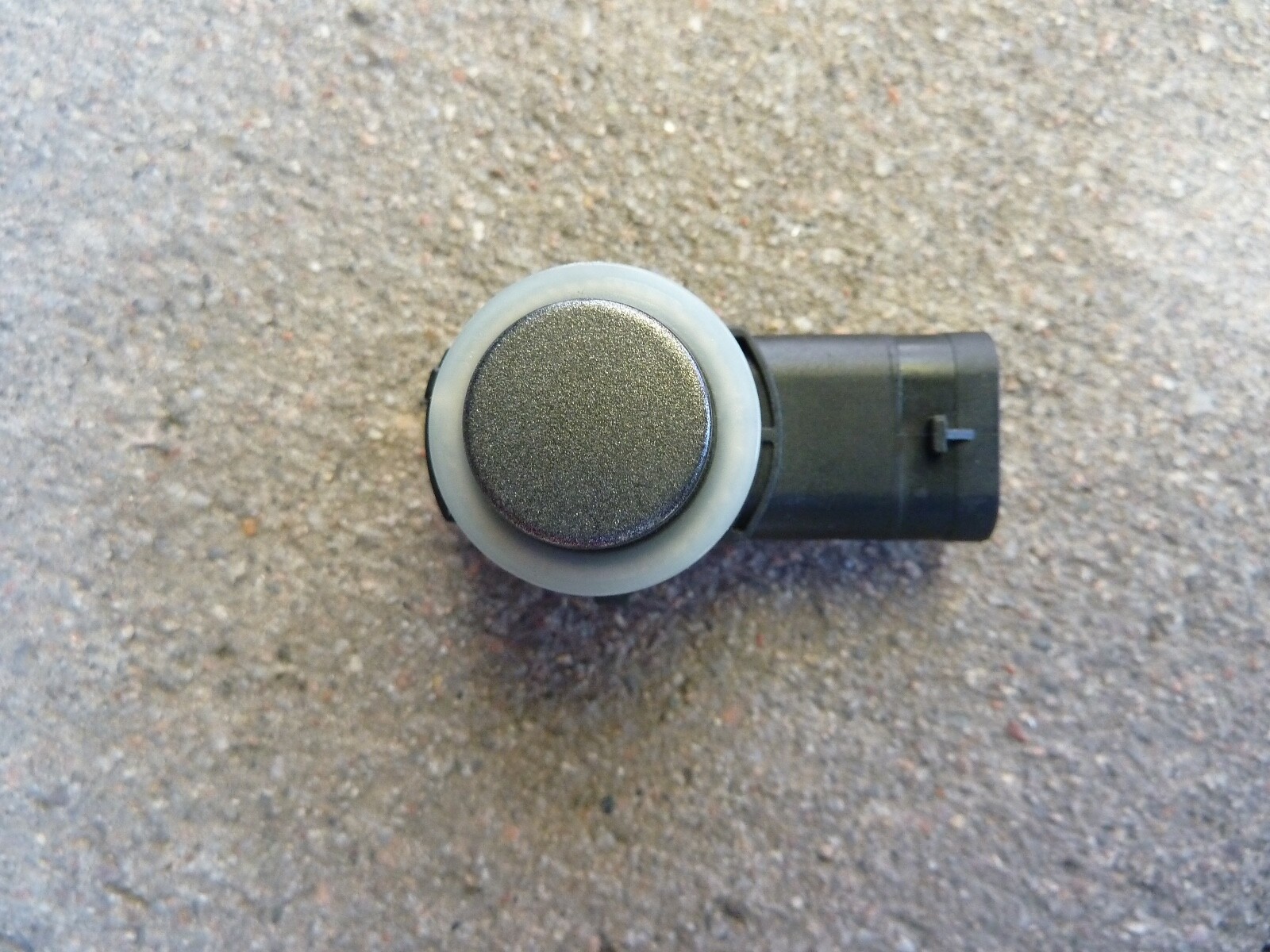 2017 UP Bentley Benayga Parking Aid Sensor OEM Bumper Mounted
