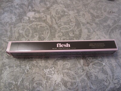04 PEACHY BEIGE SUPER DEEP Hide The Evidence Double-Ended, Double-Duty Concealer