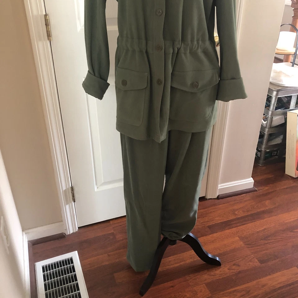 Denim & Co. Conjunto de chaqueta y pantalón manga larga con botones - OLIVA - PEQUEÑO LEER MÁS ABAJO Foto 3 de 4