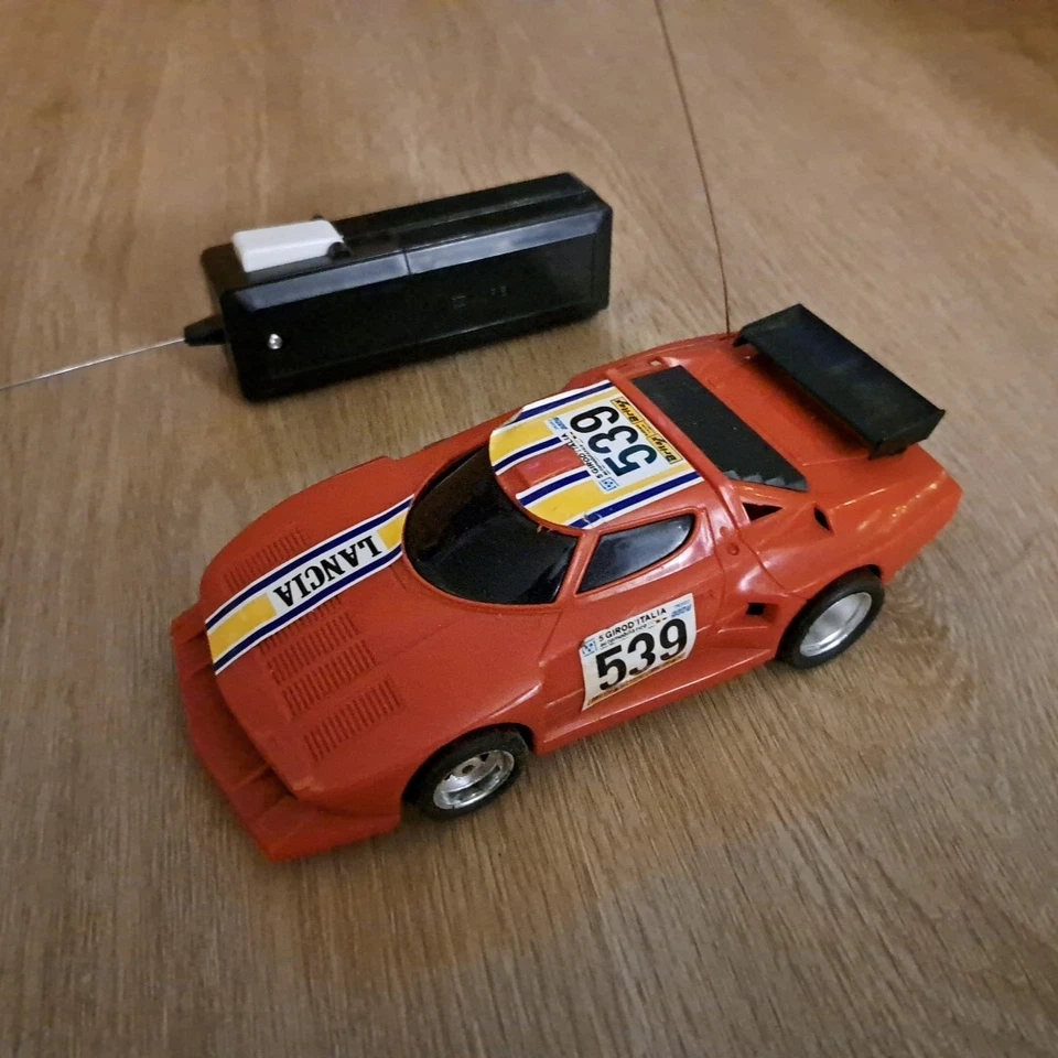 Lancia Stratos Turbo  Rally Car 1:24 Radiocontrollato - Immagine 3 di 4