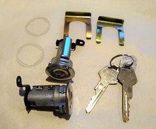 E-body Mopar Door lock & 2 keys set 1970-74 Dodge Challenger Plymouth Barracuda