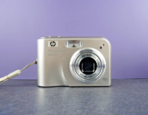 HP Photosmart M525 Digital Camera - Silver - Used