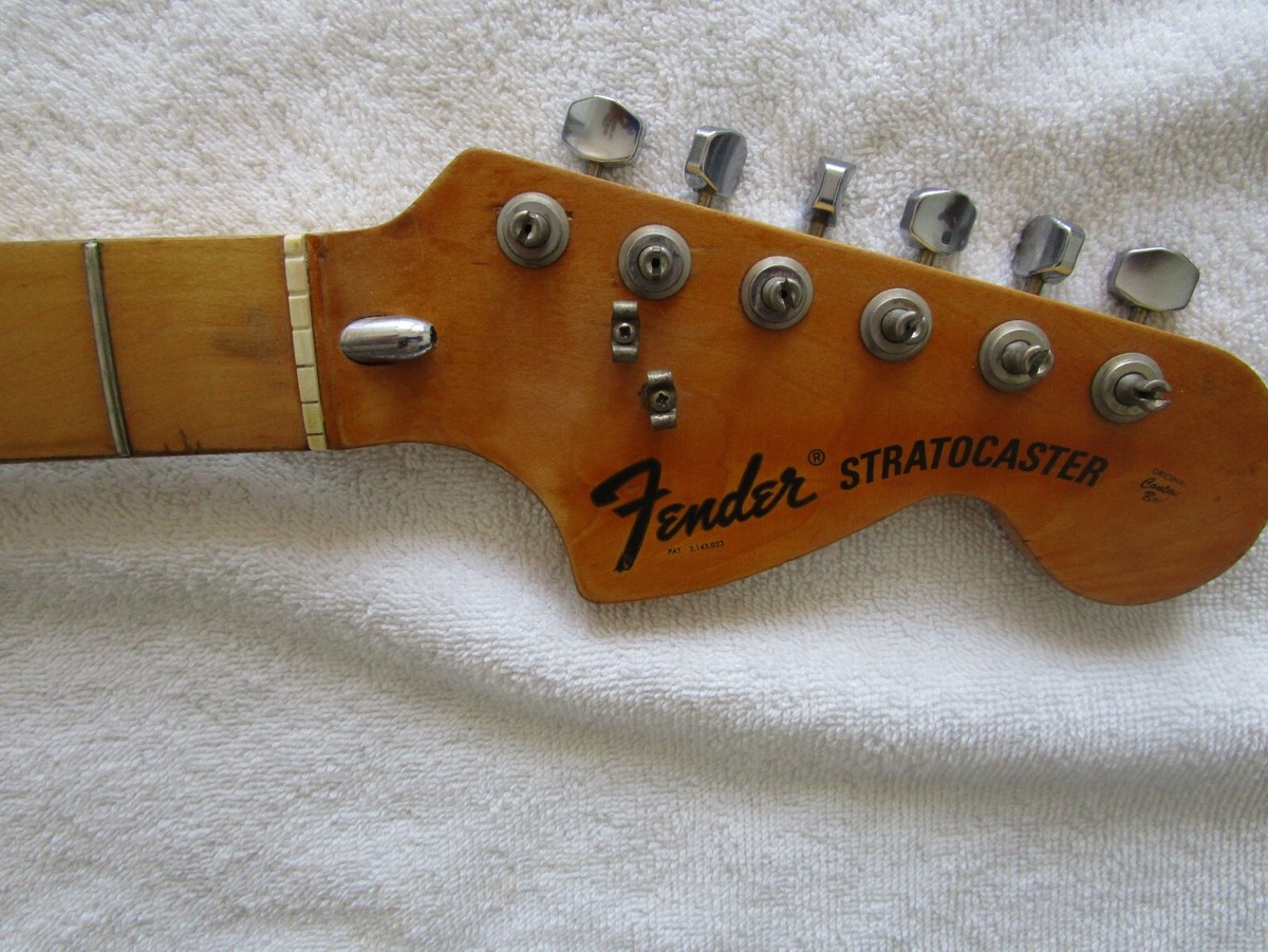 1972 Vintage Fender Stratocaster Maple Neck with original F Tuners