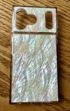 Flaunt Square Mother Of Pearl MagSafe Case Fo...