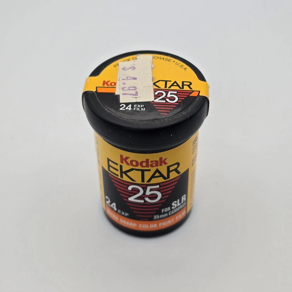 Kodak EKTAR 25 - 35mm Color Print Film - Expired 1995 - 1 Roll, 24 EXP - Image 2 of 4
