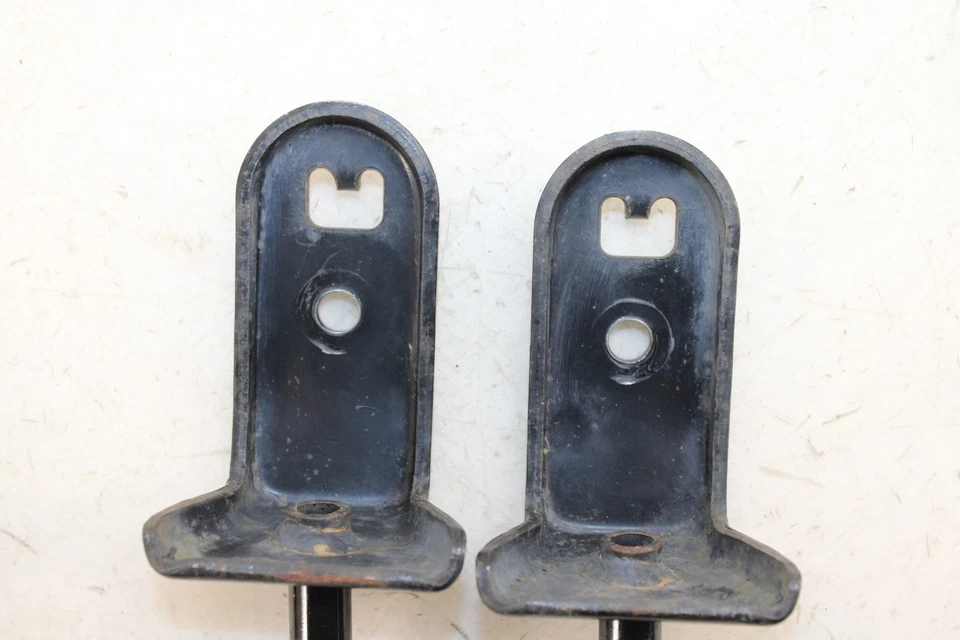 2009-2020 Nissan 370z Exhaust Bracket Set OEM MW16 - Image 4 of 4