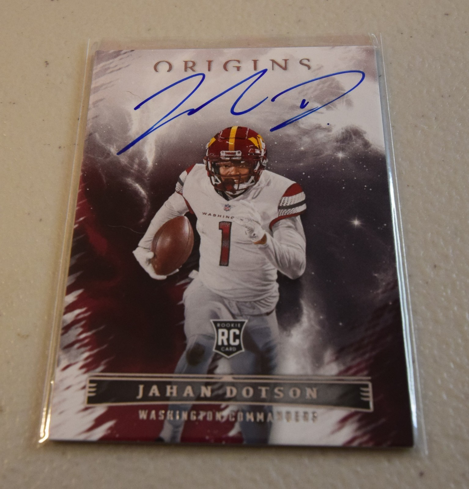 Jahan Dotson Panini Origins Rookie Autographs #RAUJDO Base