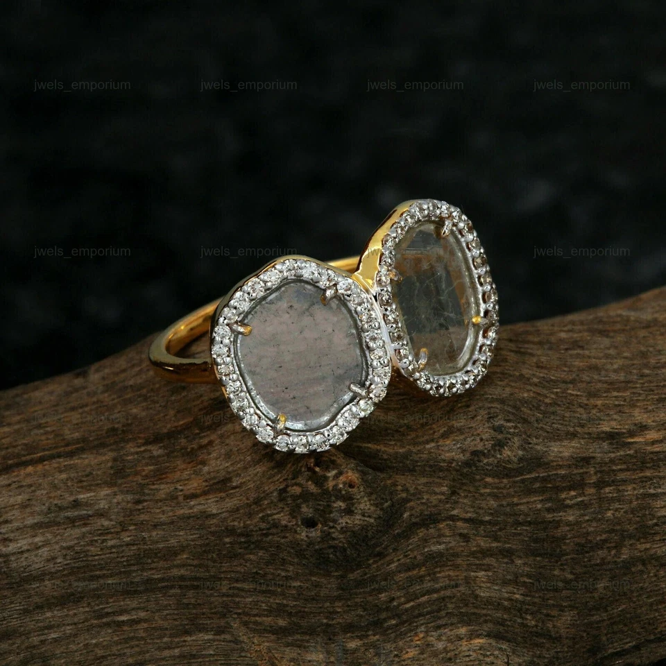 Anillo de compromiso de eternidad de diamantes redondos naturales de plata de ley 925 Foto 3 de 4