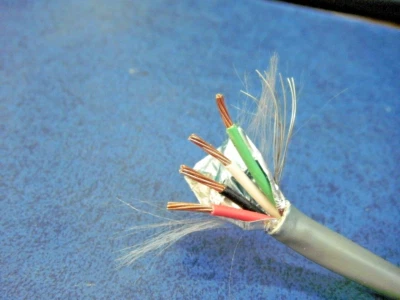 Belden B-5302FE-8-U1000 - Blue 4 Conductor 18 Gauge Shielded Cable 25' per Order