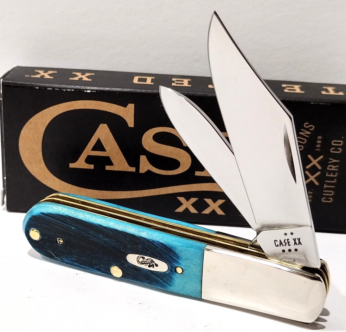 Case XX USA Caribbean Blue Sawcut Bone Stainless Steel Barlow