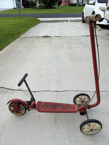 Collectible Vintage Honda Kick & Go 3-Wheel Scooter