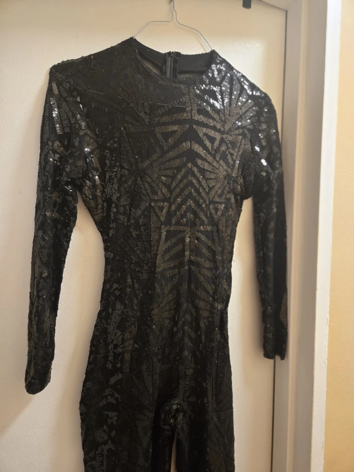 Traje de gato estampado negro Foto 4 de 4