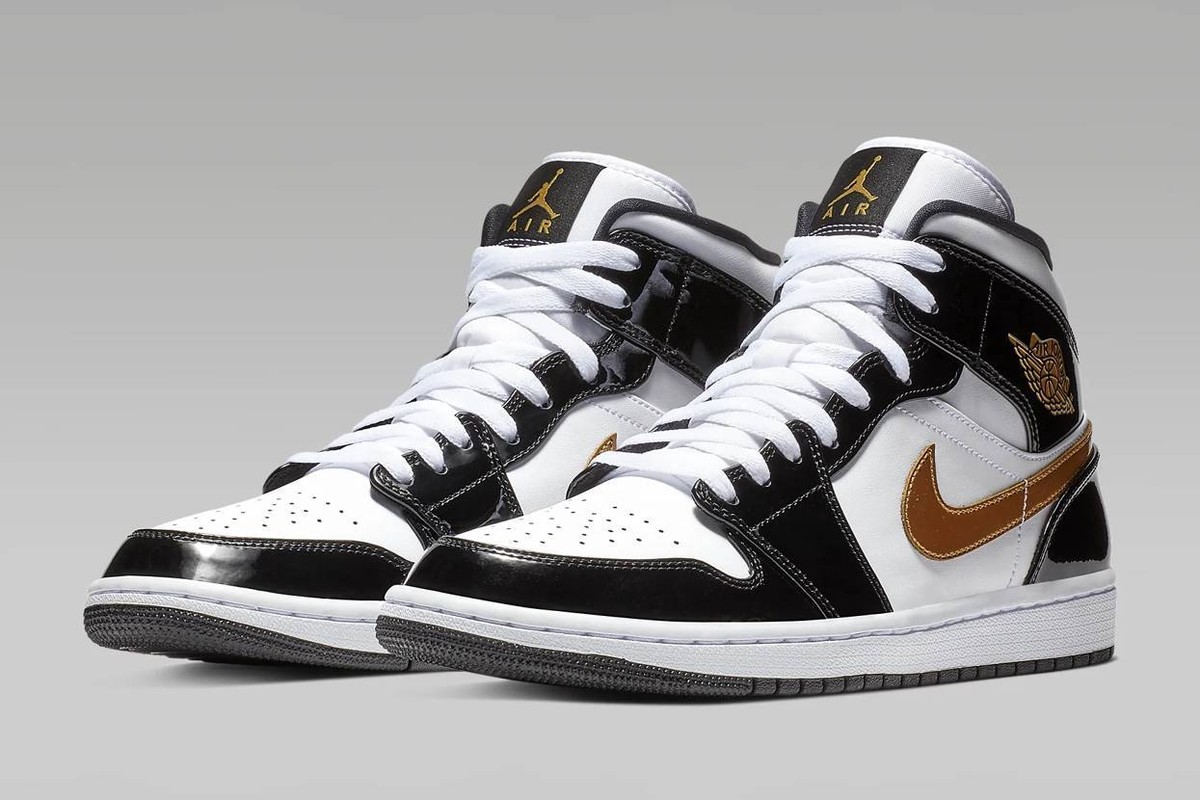 Tenis Jordan Charol Negro Con Dorado Dorado Jordan Retro Charol