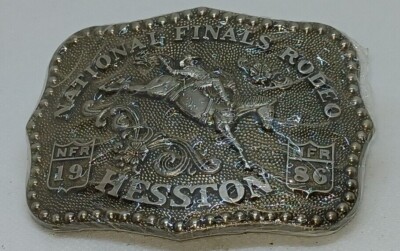 Grande boucle de ceinture vintage HESSTON National Finals Rodeo 1986