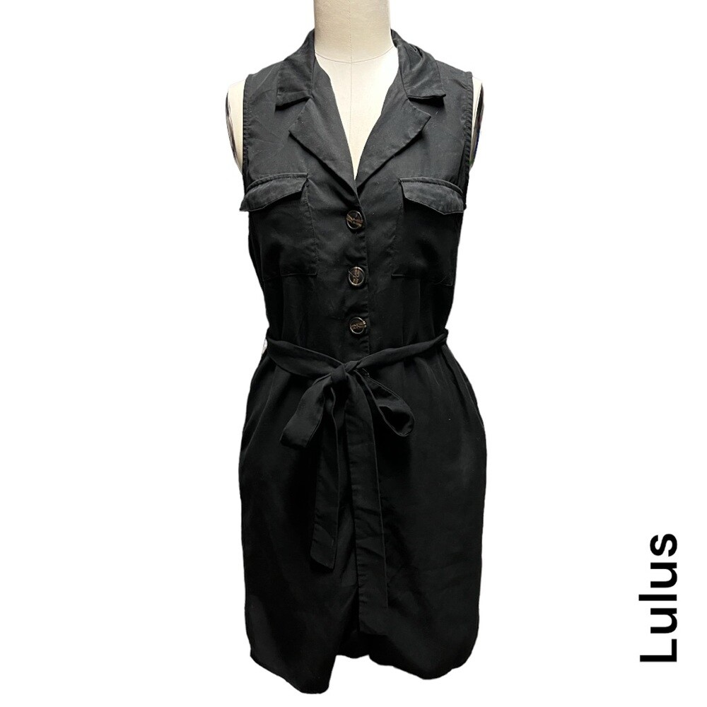 LULUS button up collared knee length sleeveless s… - image 1