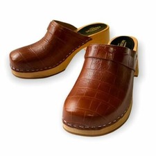 NWT Swedish Hasbeens Dagny Cognac Croc Clogs, size 38EU