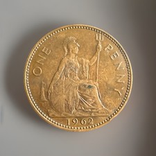 Great Britain Queen Elizabeth II 1962 One Penny Copper Coin