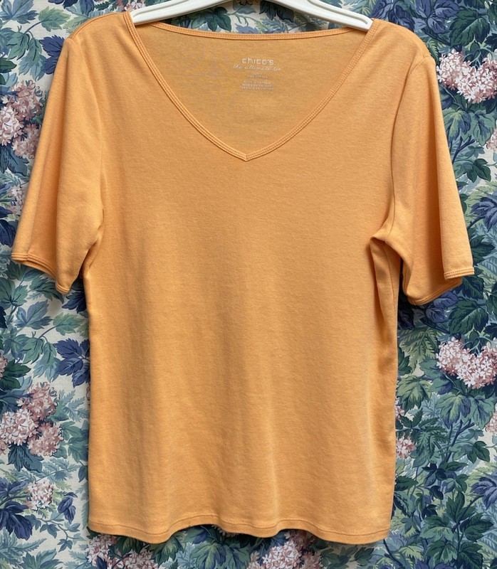 CHICO’S Size 0/US 4-6 Creamy Orange Cotton Half Sleeve V Neck The Ultimate Tee