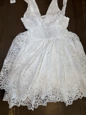 NWT  Free Market by Flying Tomato White Lace Mini Dress Tie Strap Floral Zip M
