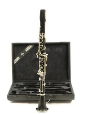 Buffet Crampon R13 Grenadilla Wood Bb Clarinet with Double Case
