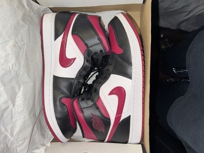Jordan Air Jordan 1 Mid Noble Red Black/White Leather Mid Top Men 554724-066